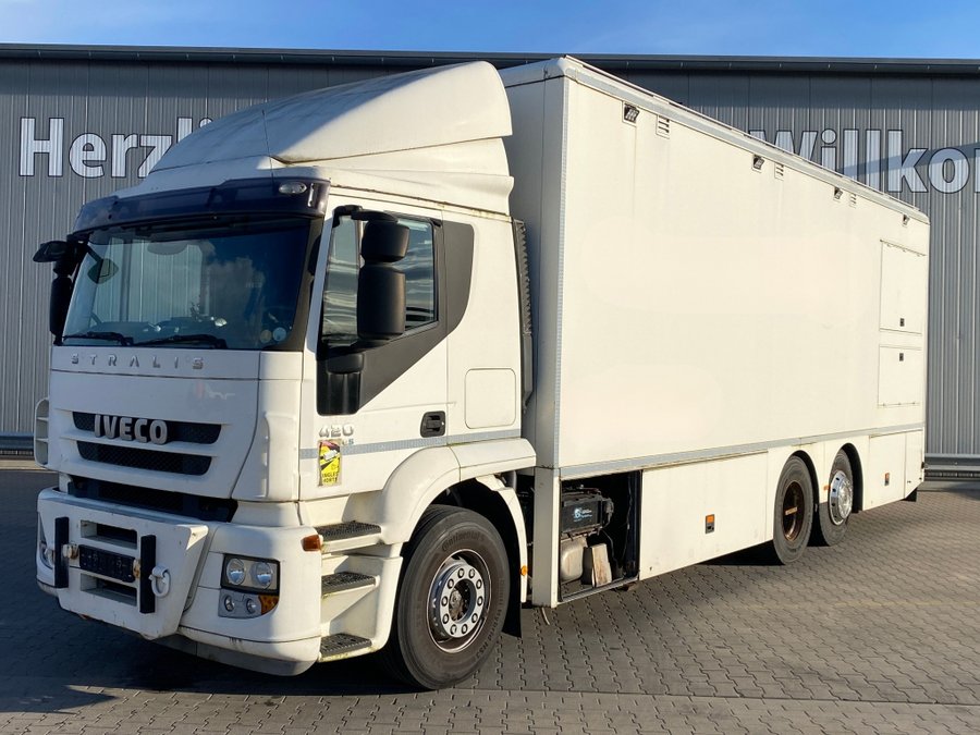 Iveco  AT 260 S 42 Y / FS D Stralis