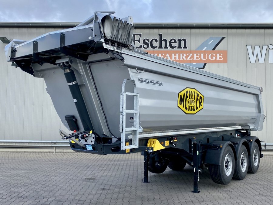 Meiller  MHPS 44.3-N, E-Verdeck // KW: 15 / Stuhr