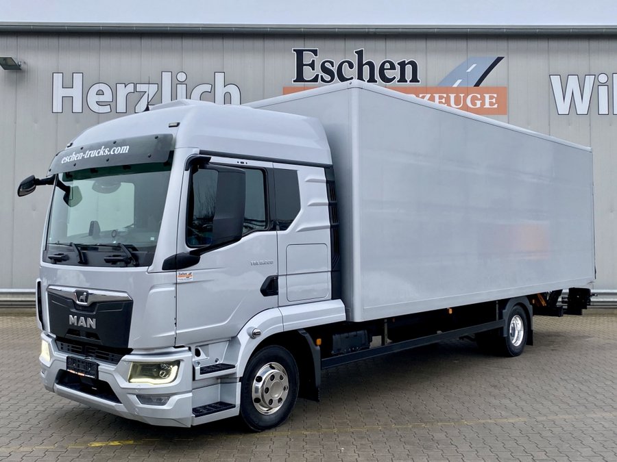 MAN  TGL 8.220 4x2 BL / Palfinger LBW