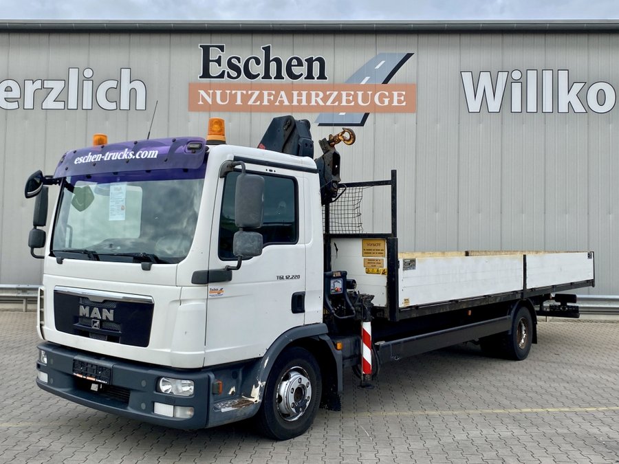 MAN  TGL 12.220 4x2 BL / HIAB Faltkran
