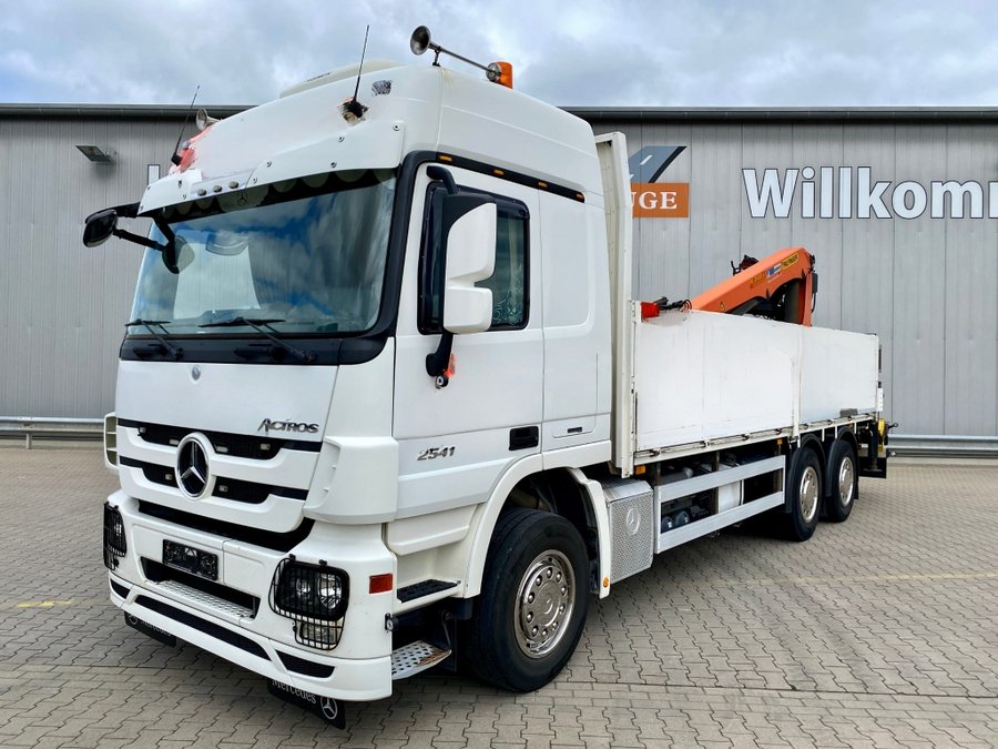 Mercedes-Benz  2541 LL 6x2 / Palfinger PK21001 L Heckkran