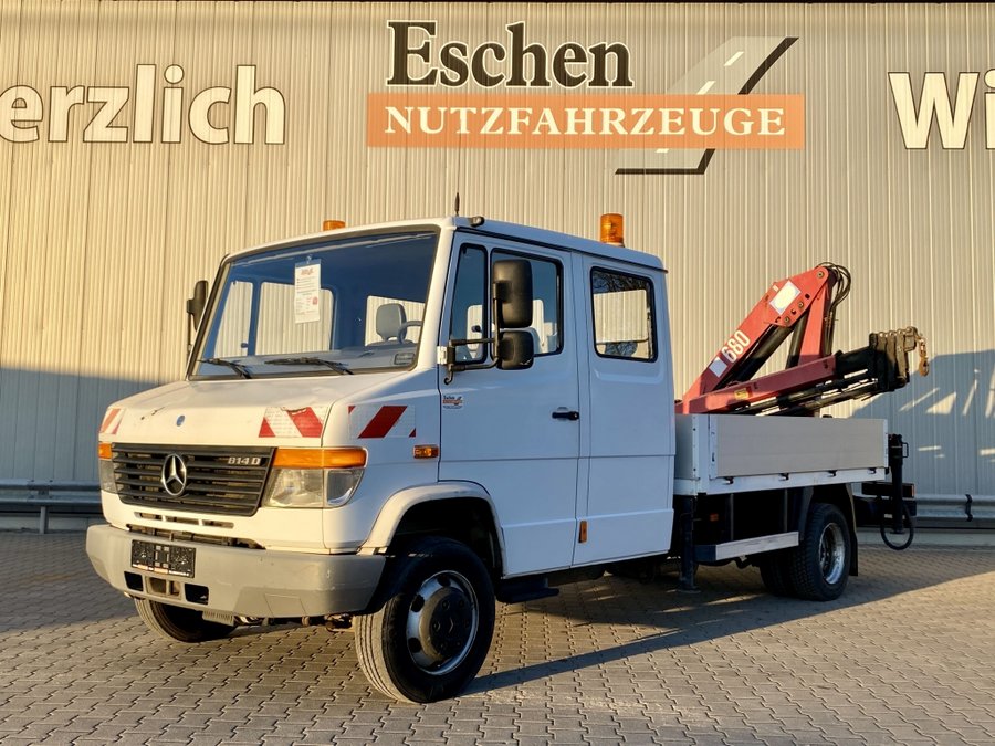 Mercedes-Benz  814 D DOKA / HMF-Faltkran